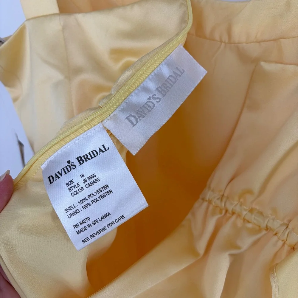 David's Bridal Girls Yellow Satin Baby Doll Gown Size 18 Dance Formal Bridesmaid - Picture 6 of 9